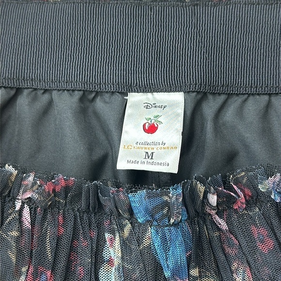 Disney Lauren Conrad Snow White black floral tulle skirt size medium - Picture 7 of 8